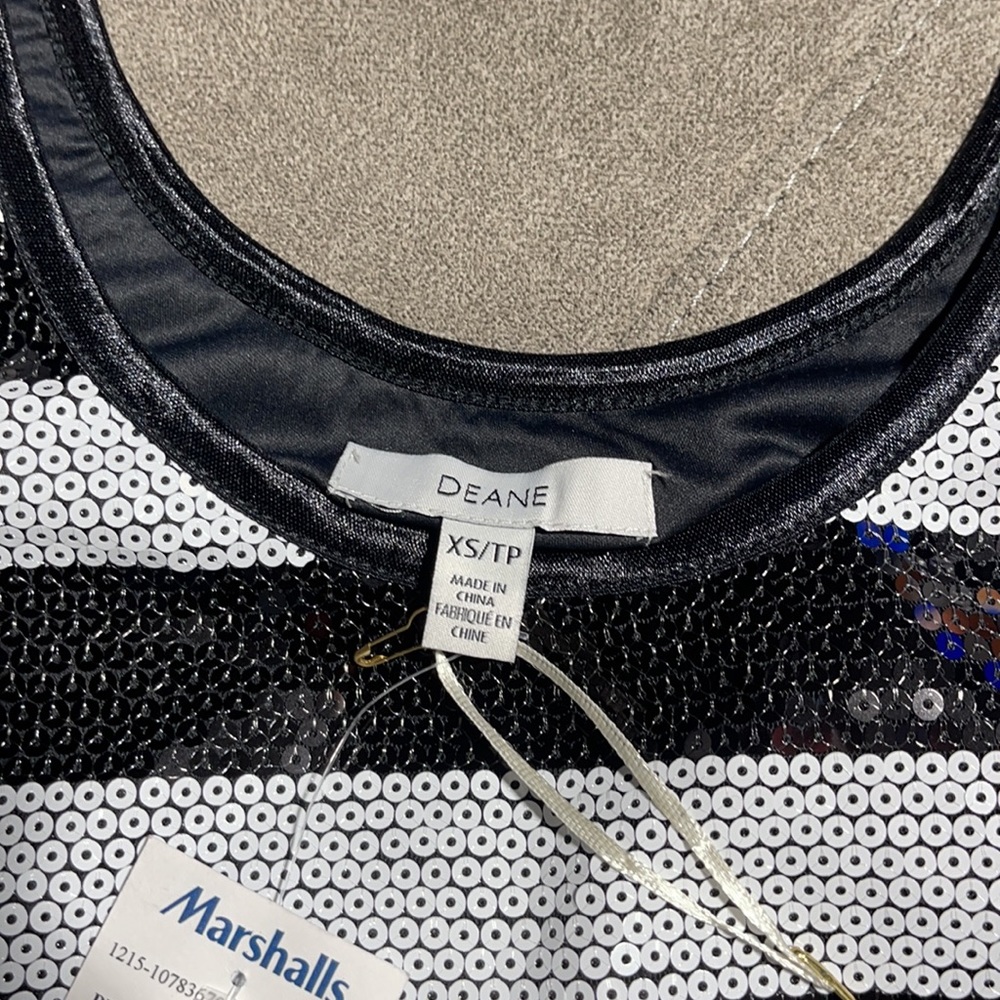 🥰🥰Sequined Tank Top🥰🥰 - Picture 6 of 6